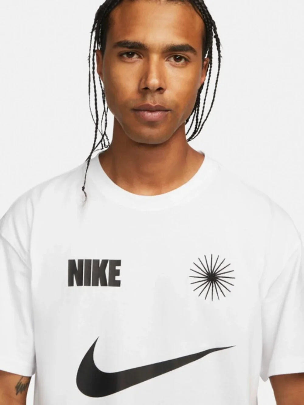 Nike Tee Shirt Men's Size Large White Graphic Logo Crew Neck Short Sleeves